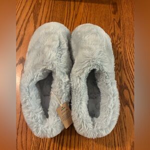 SKIMS Faux Fur Slippers